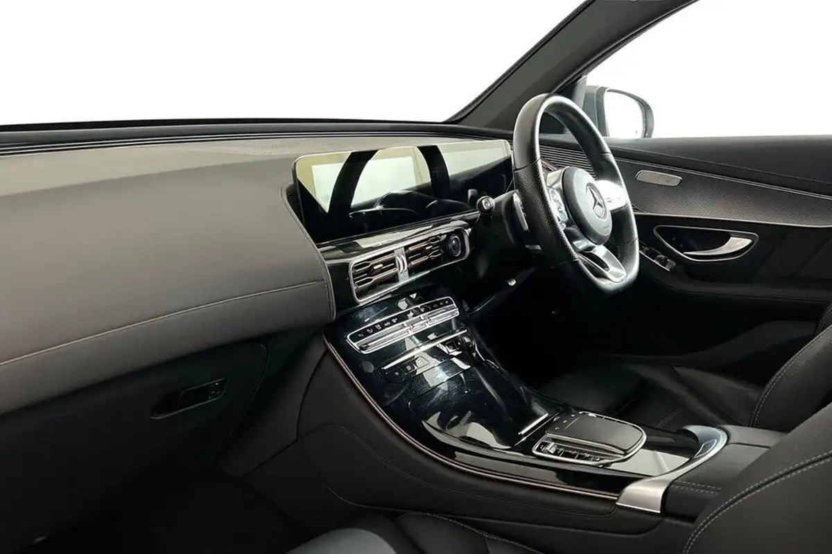 2020-mercedes-benz-eqc-e-eqc-400-amg-line-big-8