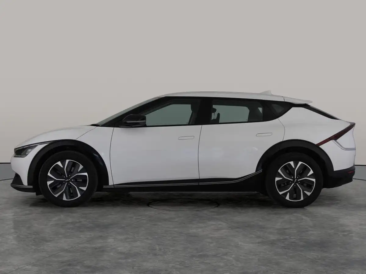 2022-kia-ev6-e-air-big-10