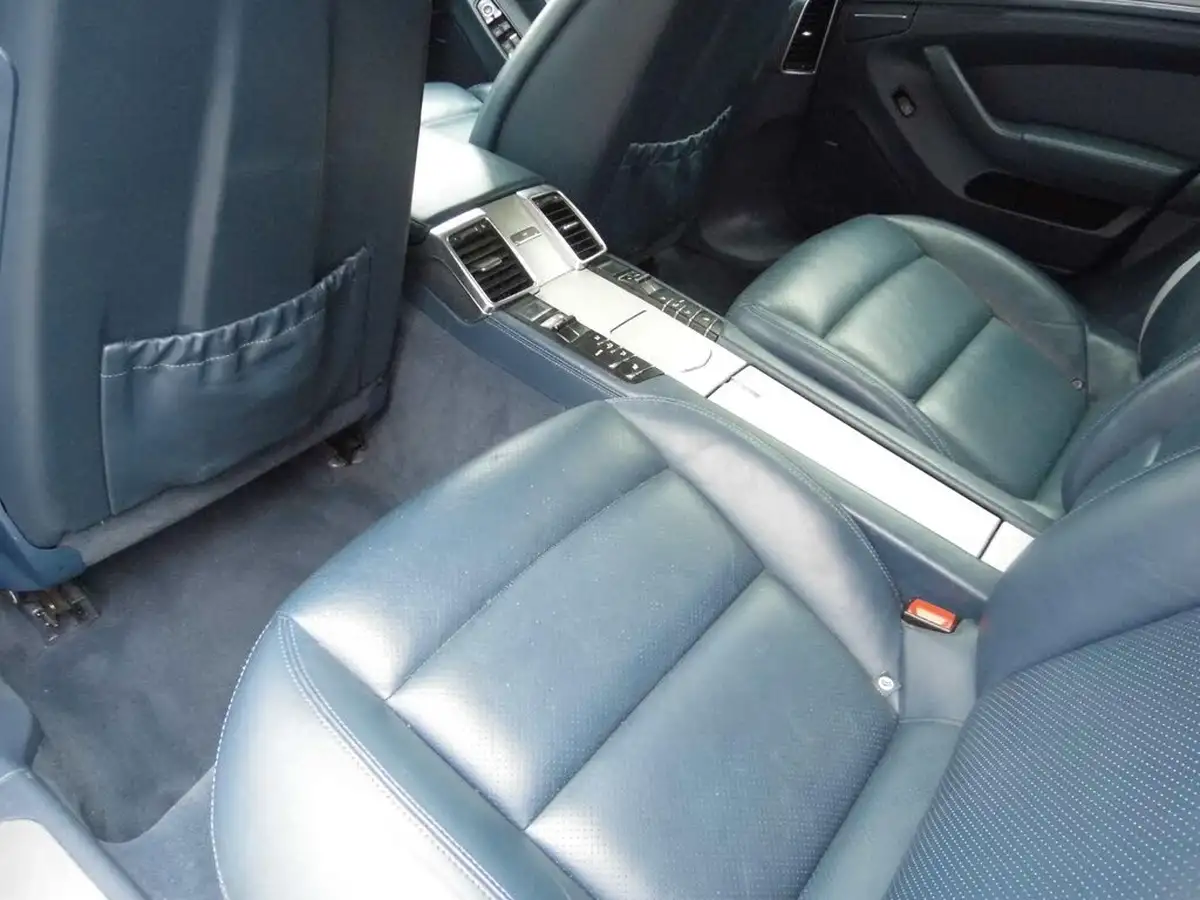2011-porsche-panamera-48-4s-pdk-big-10