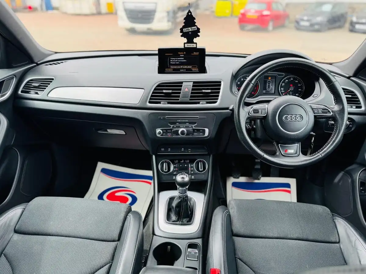 2017-audi-q3-14-tfsi-s-line-edition-big-18