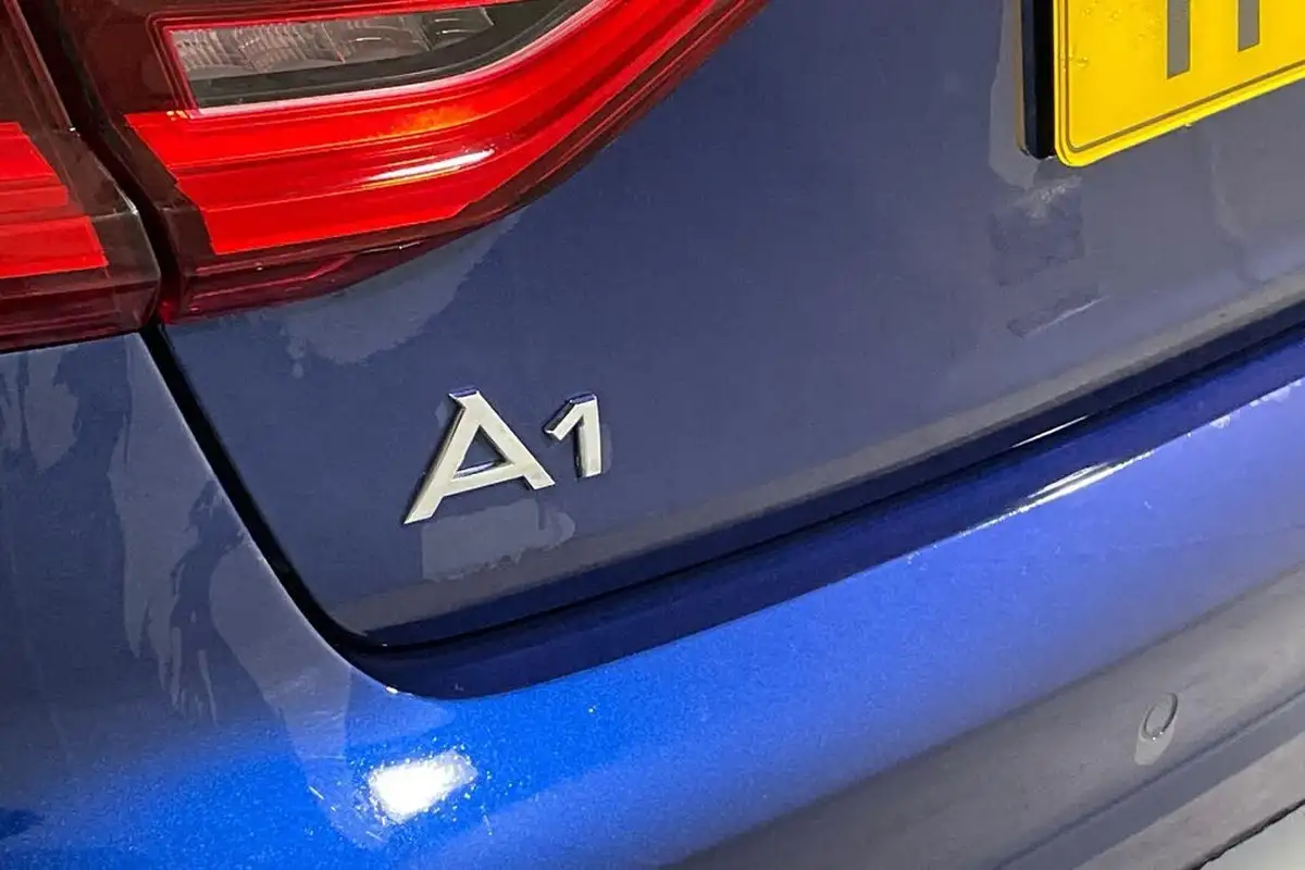 2023-audi-a1-10-30-tfsi-s-line-big-55