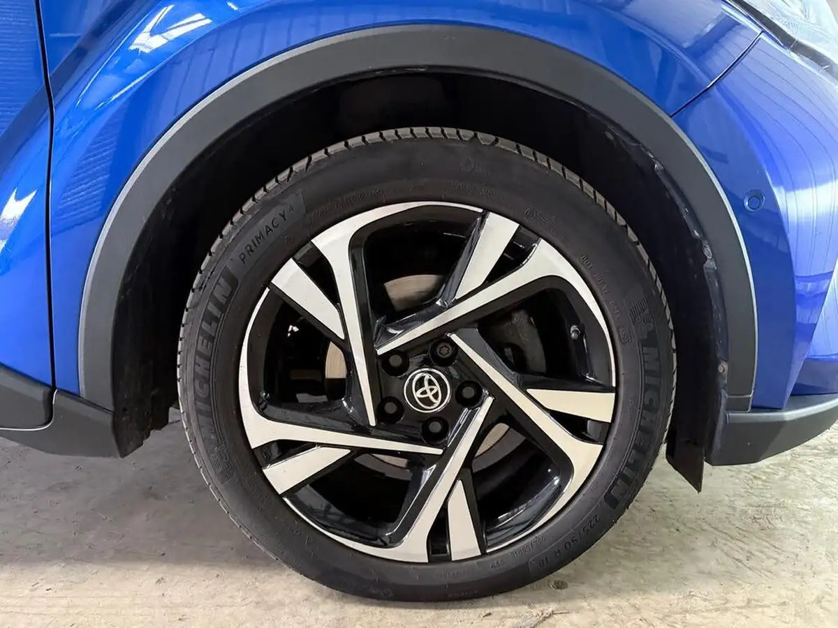 2022-toyota-c-hr-18-vvt-i-design-big-31