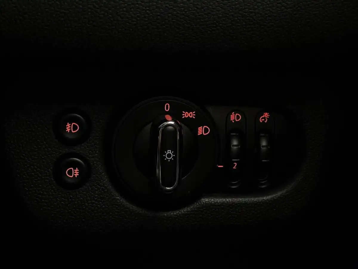 2019-mini-clubman-15-cooper-classic-134bhp-big-35