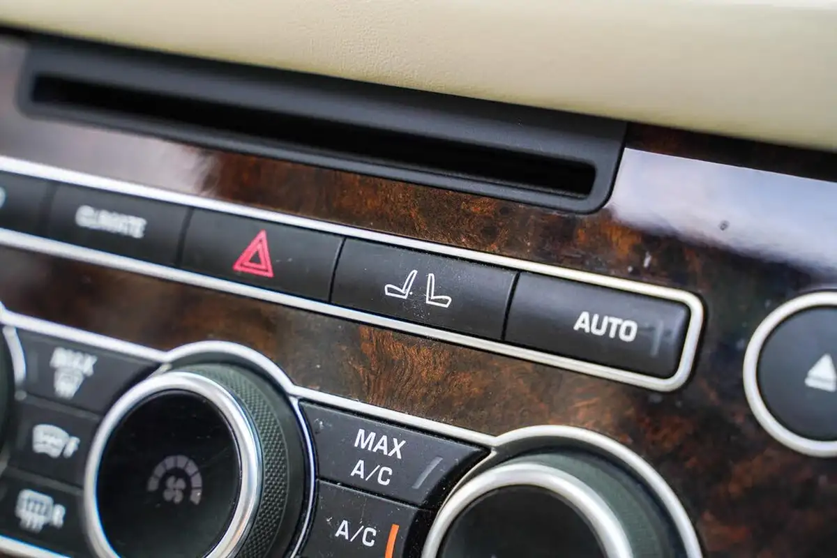 2014-land-rover-range-rover-30-sd-v6-autobiography-30-sd-ss-big-33