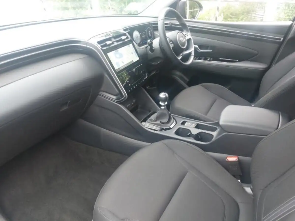 2023-hyundai-tucson-16-t-gdi-premium-150ps-big-4