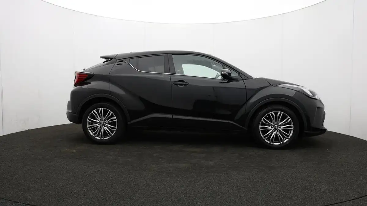 2022-toyota-c-hr-20-vvt-i-excel-big-27