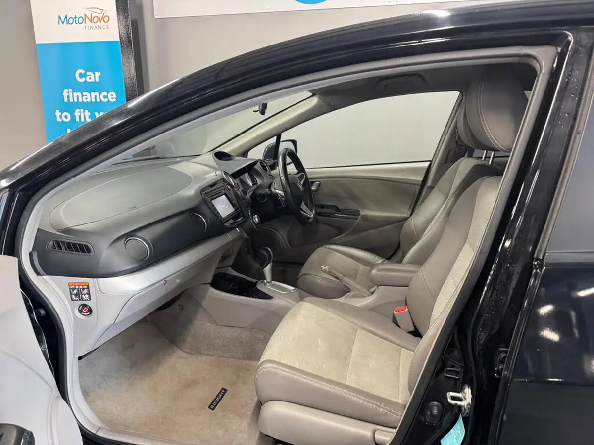 2012-honda-insight-13-hs-big-21