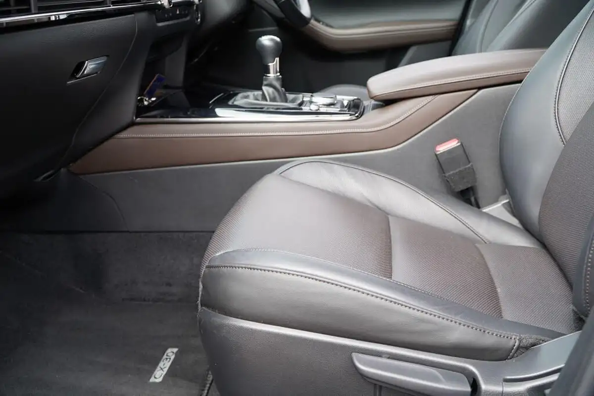 2020-mazda-mazda3-20-gt-sport-tech-122ps-hatchback-5d-big-63