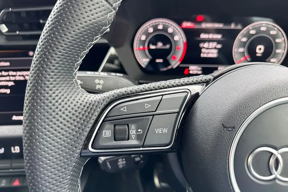 2024-audi-a3-15-35-tfsi-black-edition-saloon-4d-big-24