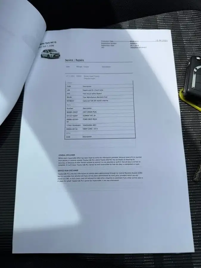 2016-toyota-yaris-133-icon-vvt-i-5d-big-25