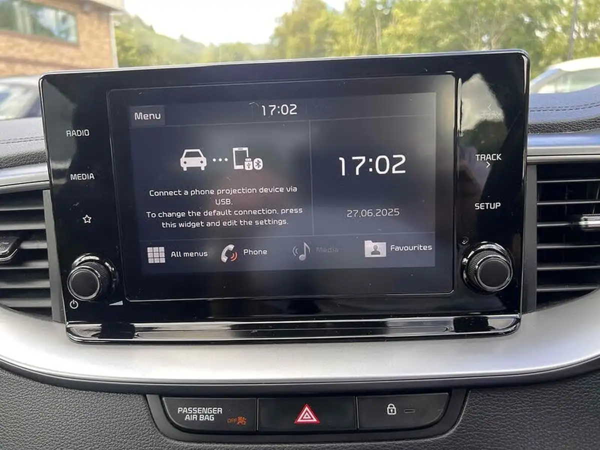 2022-kia-xceed-10-t-gdi-2-big-9