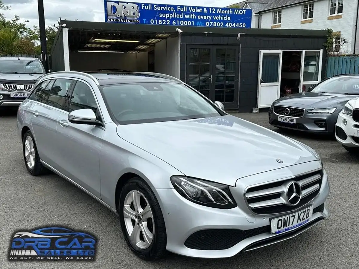 2017-mercedes-benz-e-class-20d-e220d-se-premiumss-estate-5d-4matic-big-0