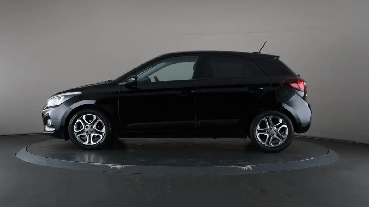 2019-hyundai-i20-12-premium-nav-mpi-hatchback-5d-big-35