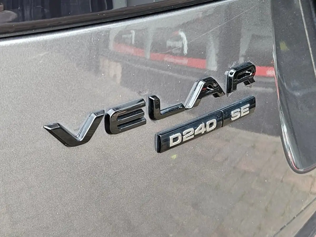 2018-land-rover-range-rover-velar-20-d240-se-ss-big-47