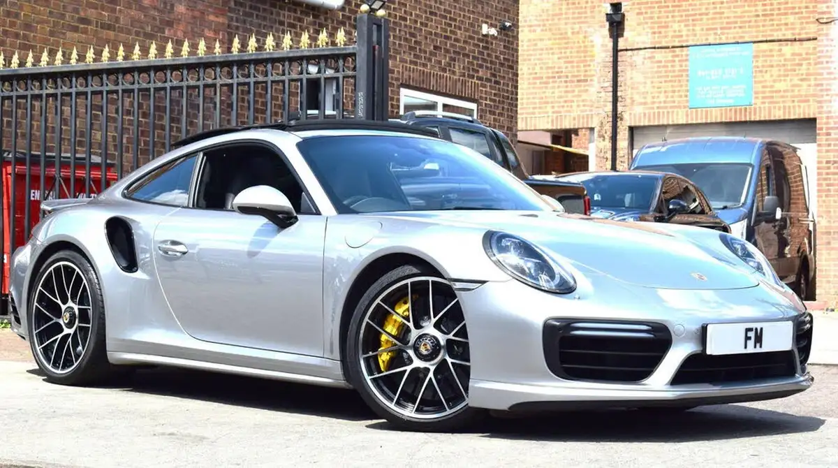 2016-porsche-911-38-turbo-s-coupe-big-2