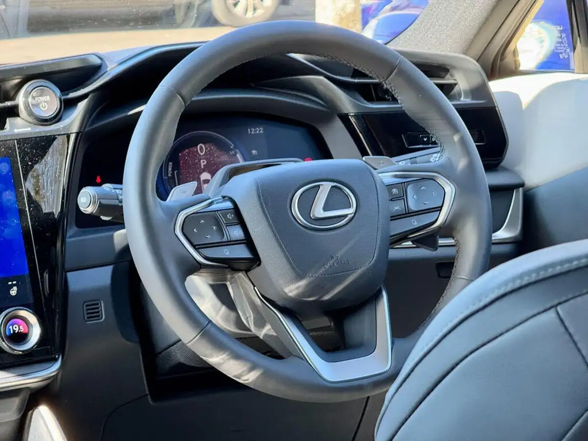 2024-lexus-rz-450e-e-rz-plus-pack-big-54
