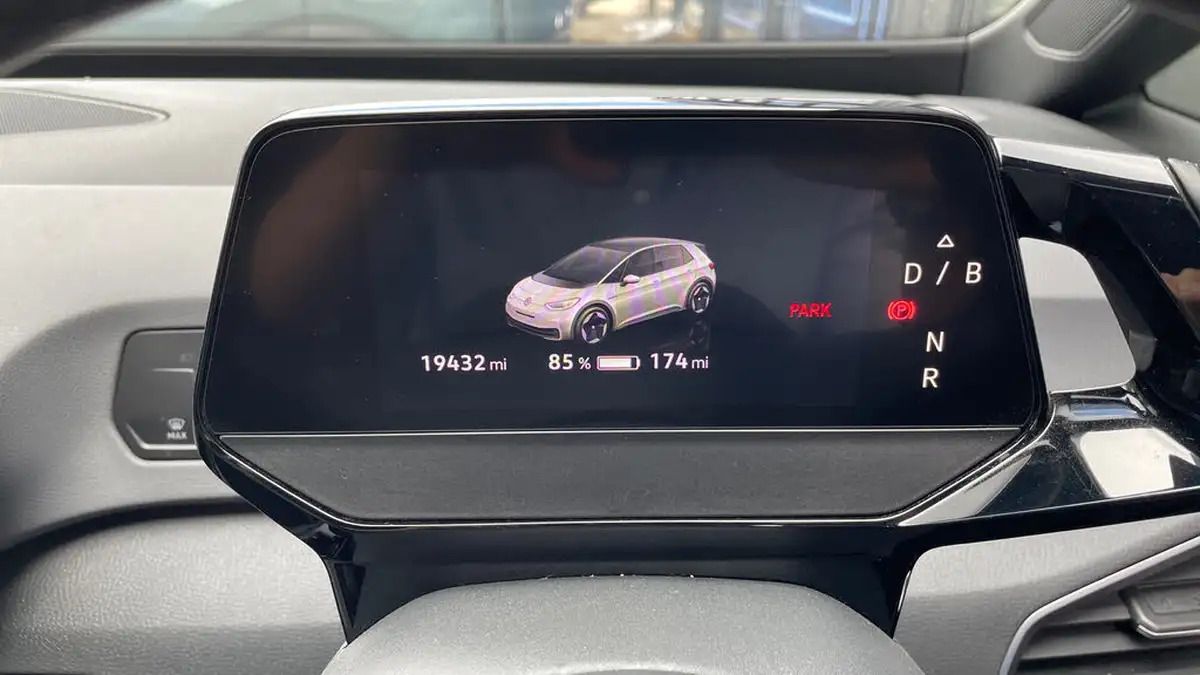 2022-volkswagen-id3-e-life-204ps-58kwh-pro-performance-big-12