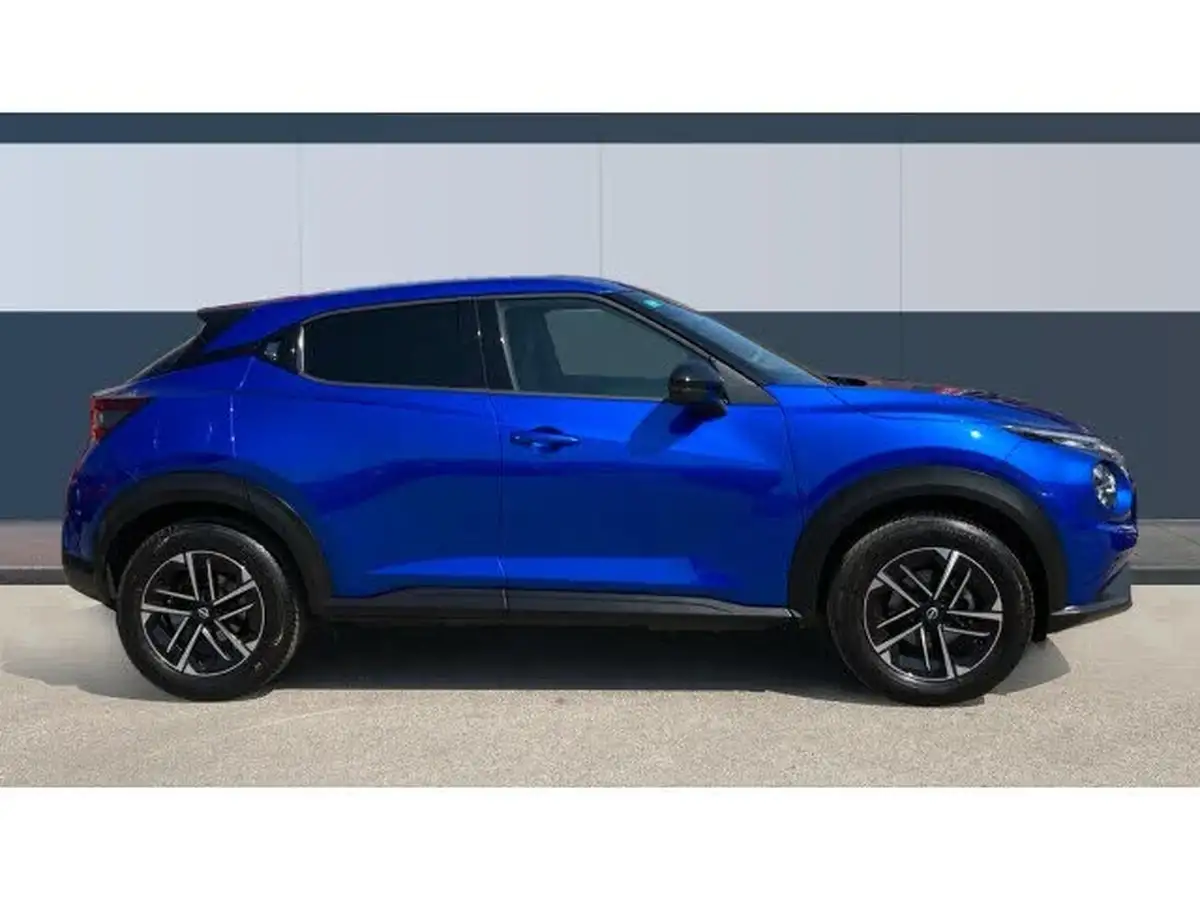 2024-nissan-juke-10-dig-t-n-connecta-big-4