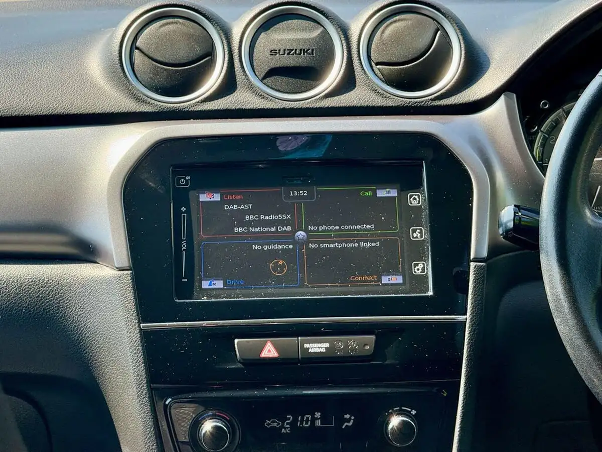 2019-suzuki-vitara-10-boosterjet-sz-t-allgrip-big-41