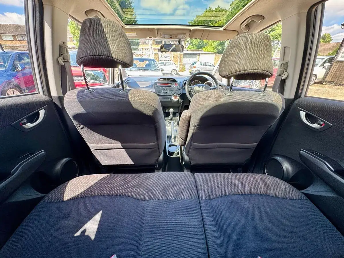 2014-honda-jazz-14-ex-big-29