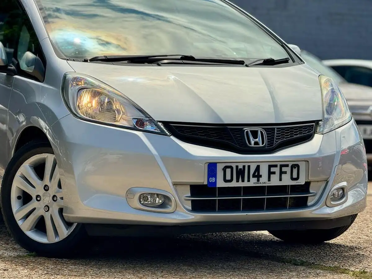 2014-honda-jazz-14-ex-big-57