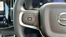 2025-volvo-xc40-20-b4-ultra-dark-small-32