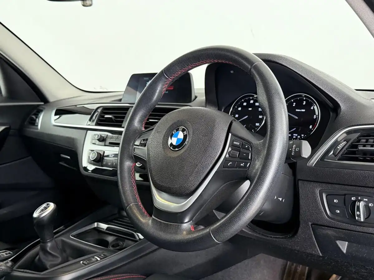 2019-bmw-1-series-15td-116d-sport-114bhp-5d-big-22