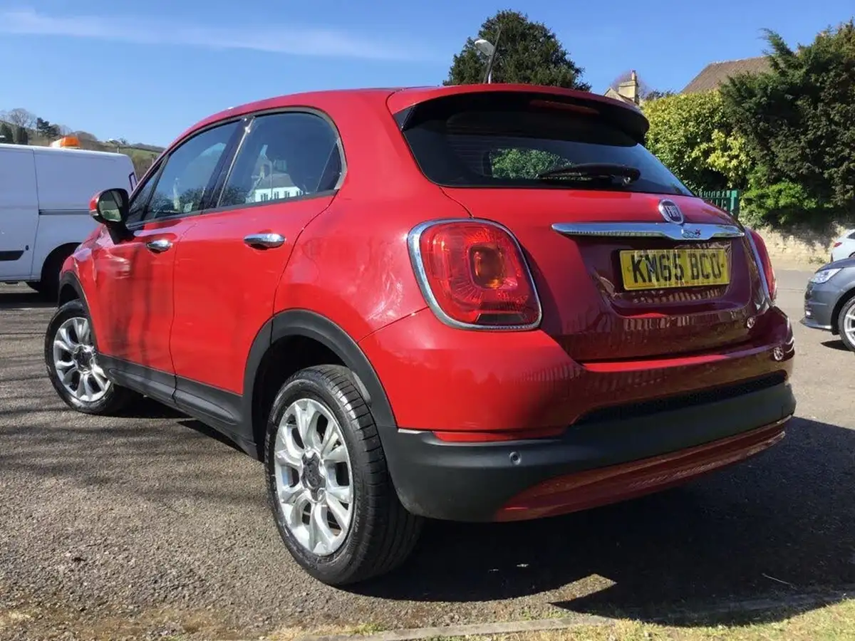 2015-fiat-500x-14-pop-star-opening-edition-big-7