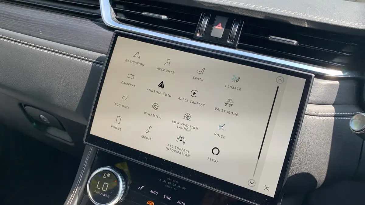 2021-jaguar-f-pace-20-d200-r-dynamic-hse-mhev-big-29