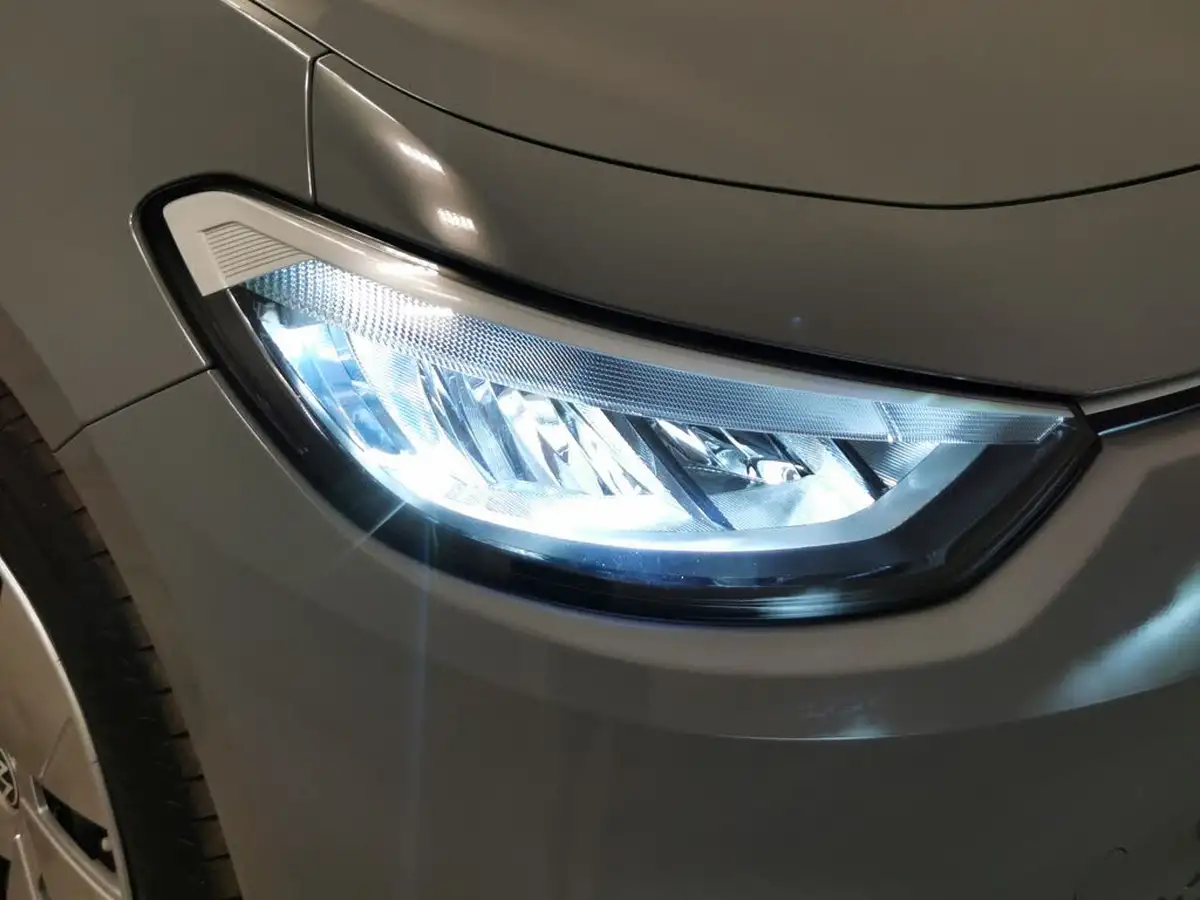 2022-volkswagen-id3-e-life-204ps-58kwh-pro-performance-big-5