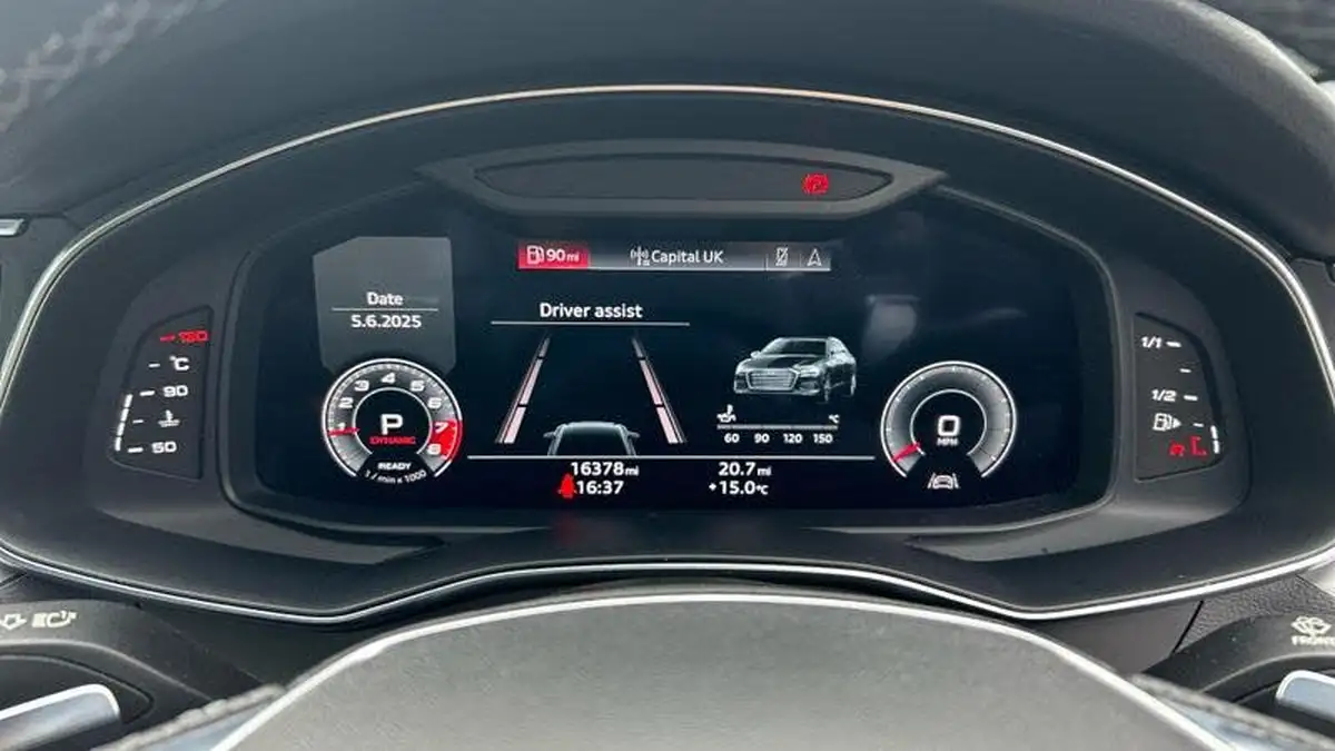 2021-audi-a6-saloon-20-40-tfsi-black-edition-big-27