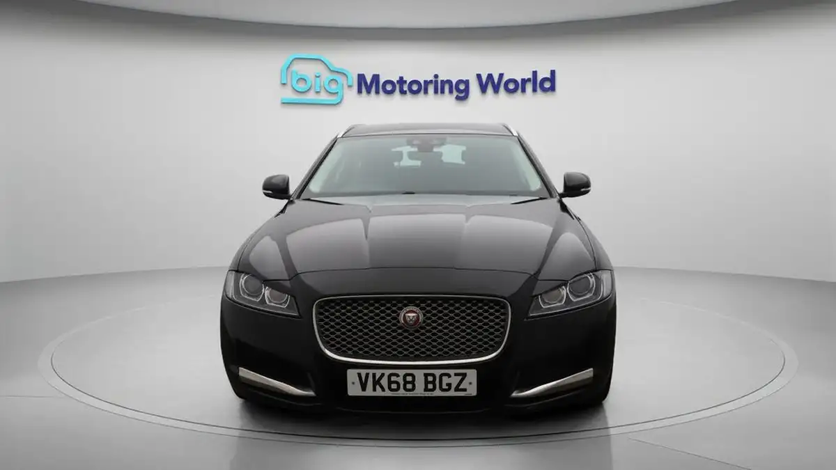 2018-jaguar-xf-20i-portfolio-249ps-sportbrake-5d-1997cc-big-2