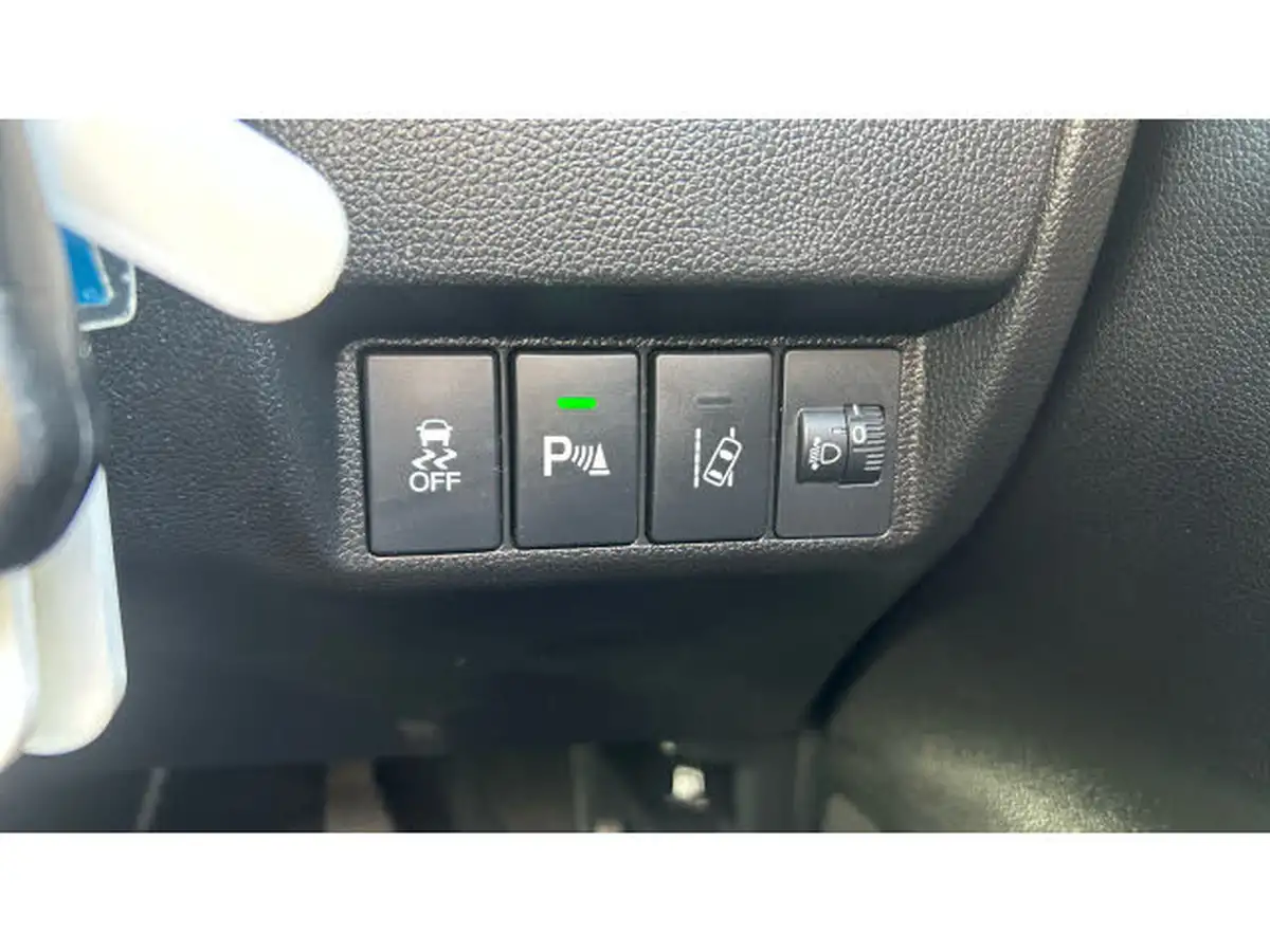 2018-honda-jazz-13-i-vtec-se-navi-big-21