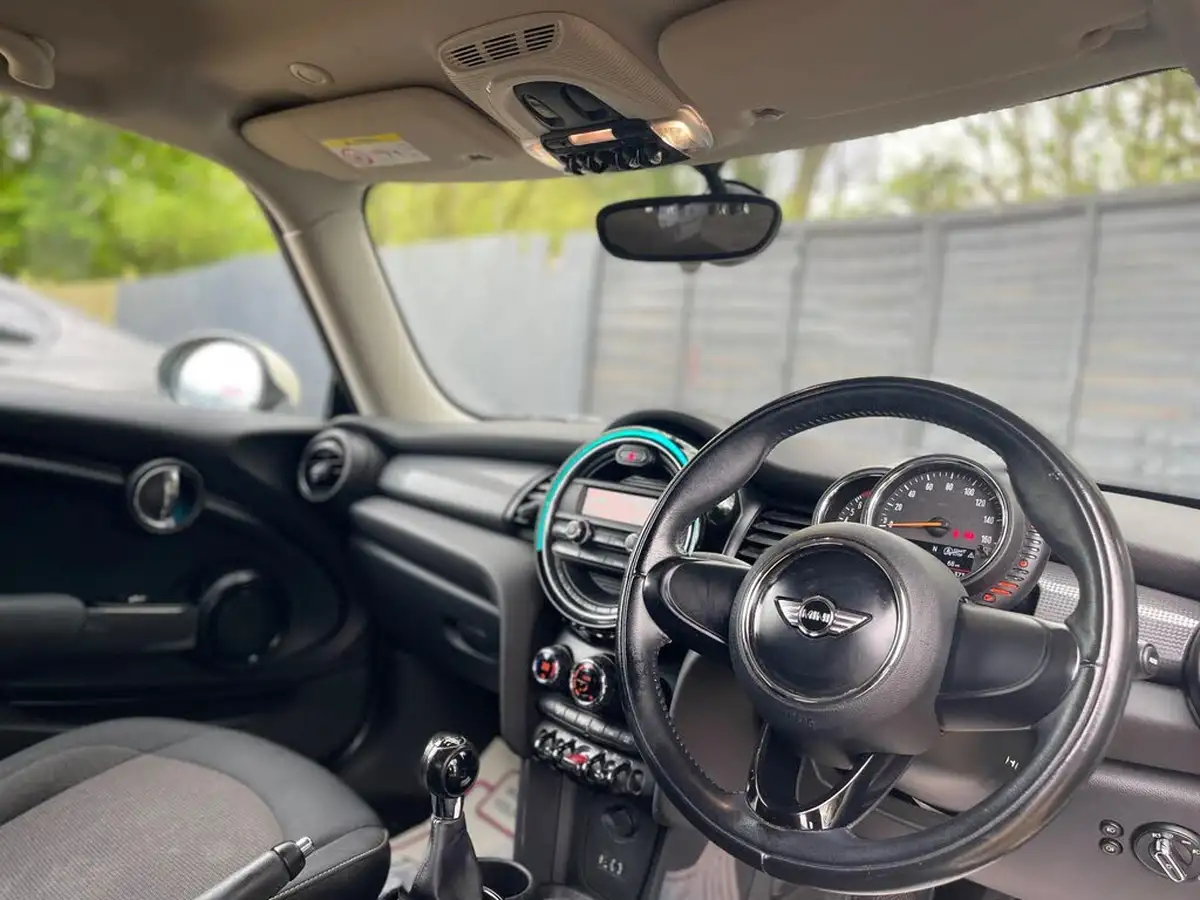 2016-mini-cooper-12-one-3d-big-20