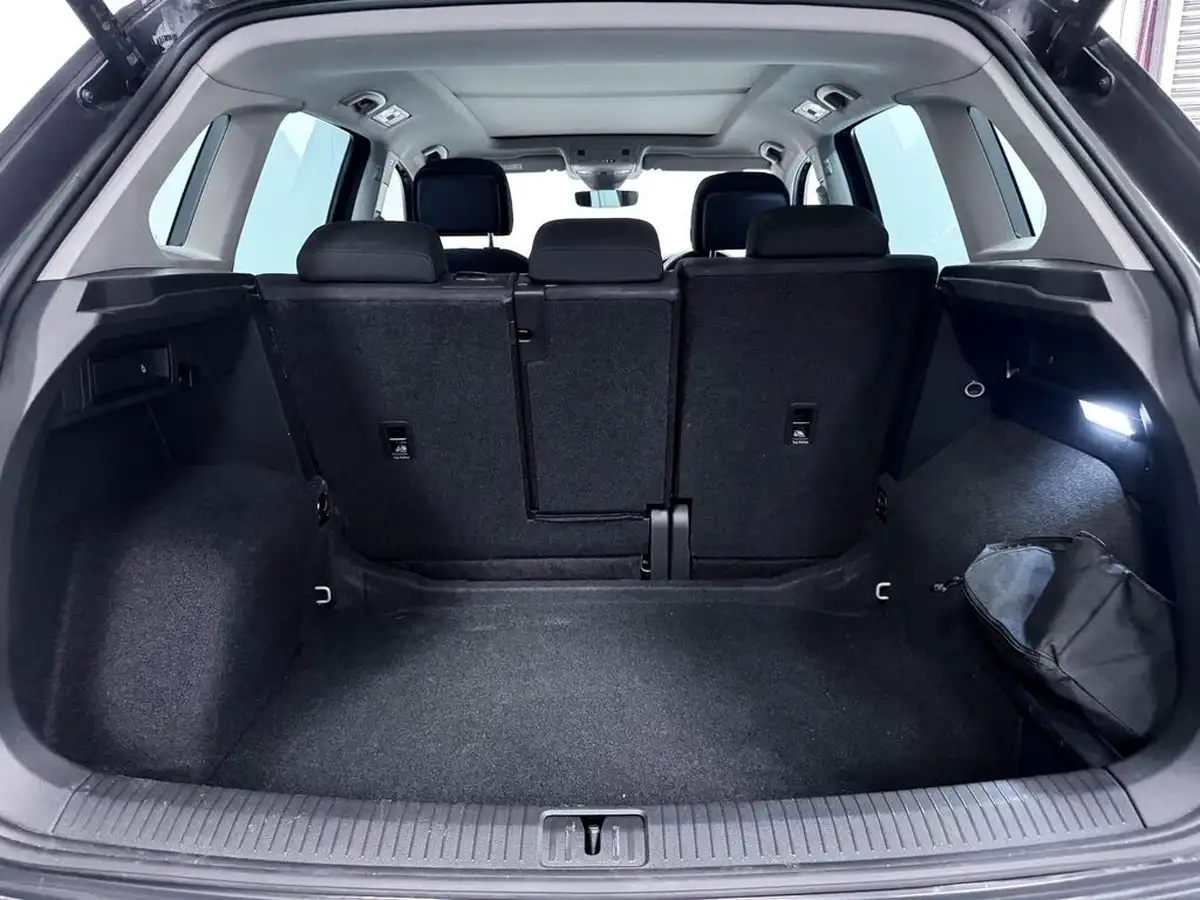 2023-volkswagen-tiguan-15-tsi-elegance-big-12
