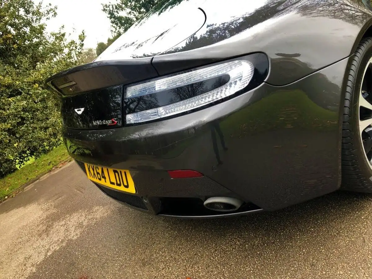 2014-aston-martin-vantage-big-4