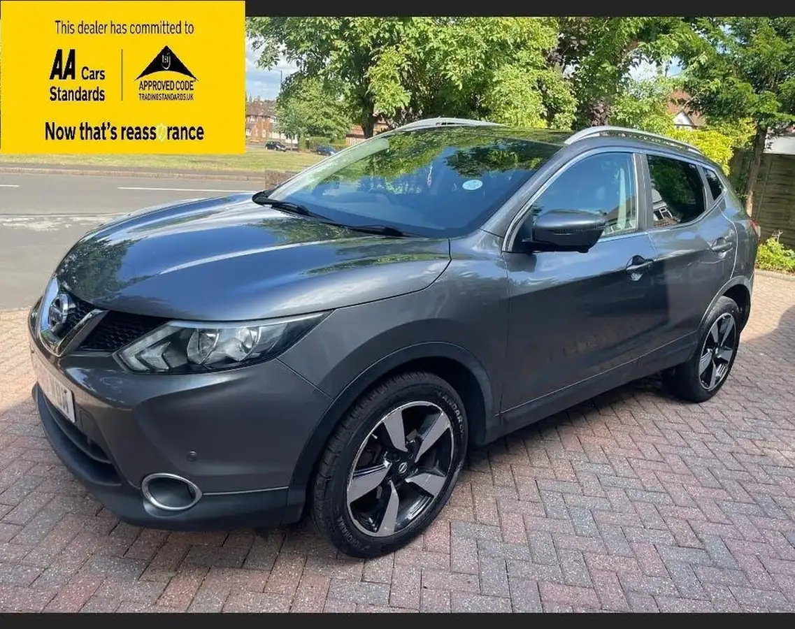 2015-nissan-qashqai-12-n-tec-xtronic-cvt-big-1