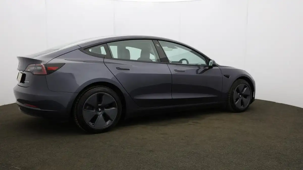 2023-tesla-model-3-e-long-range-346bhp-big-50