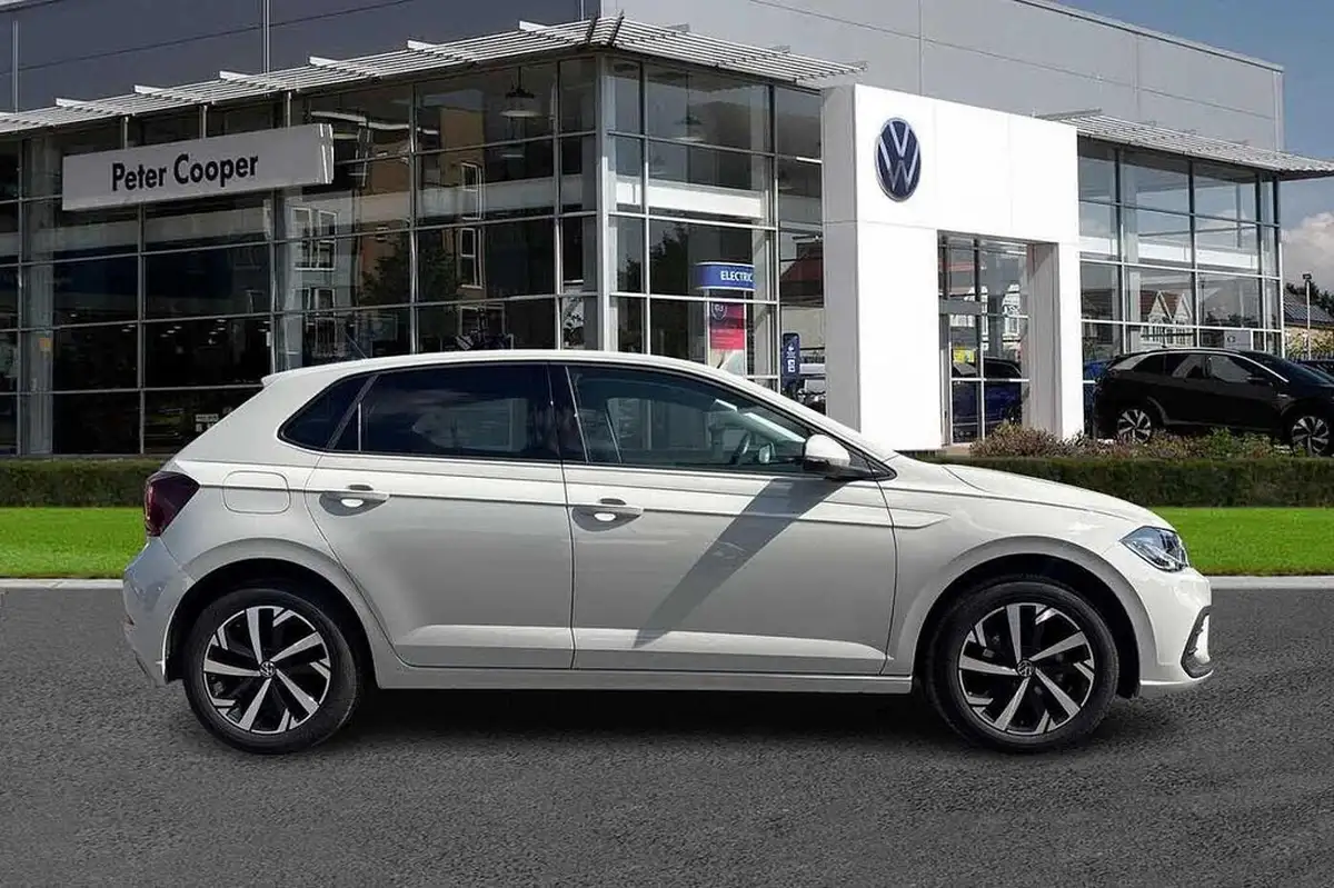 2024-volkswagen-polo-10-tsi-match-big-3