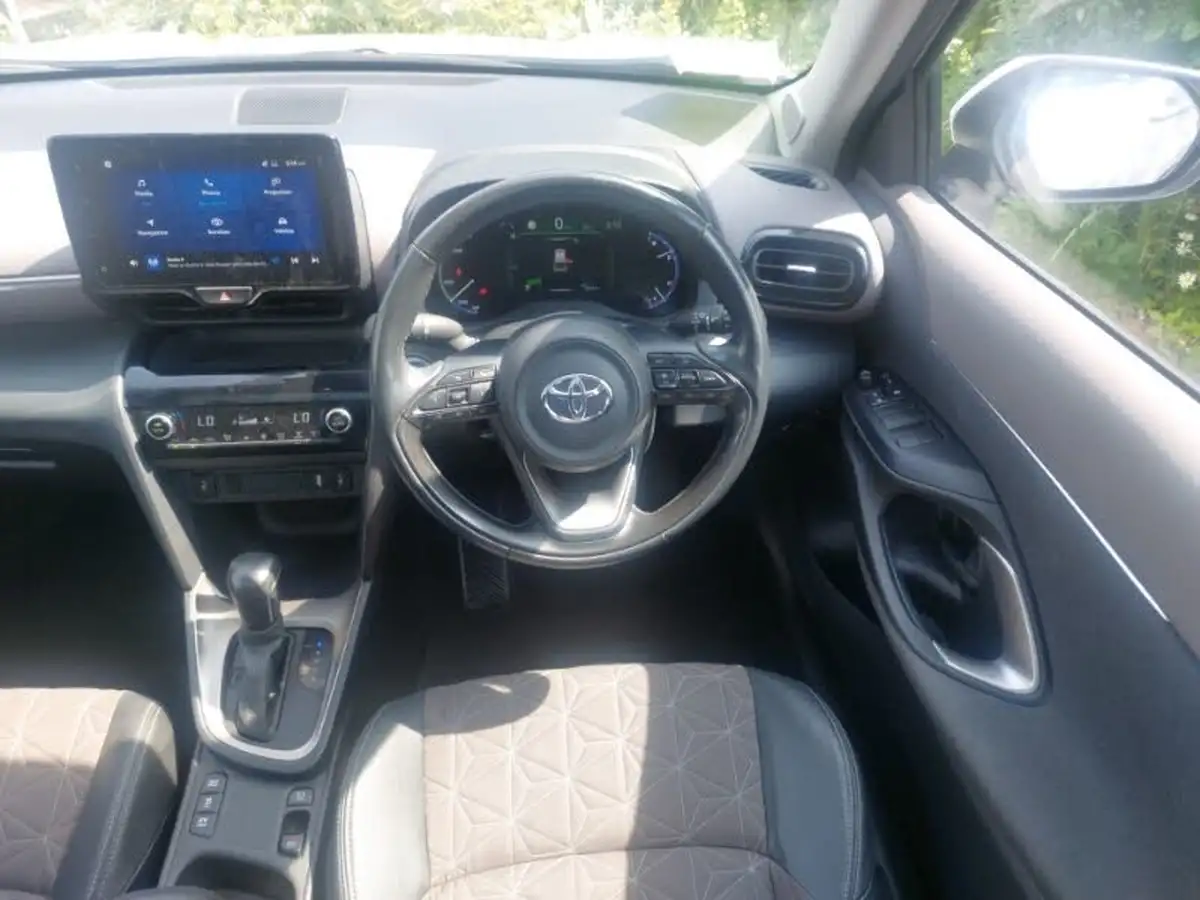 2022-toyota-yaris-cross-15-vvt-i-excel-awd-i-big-6