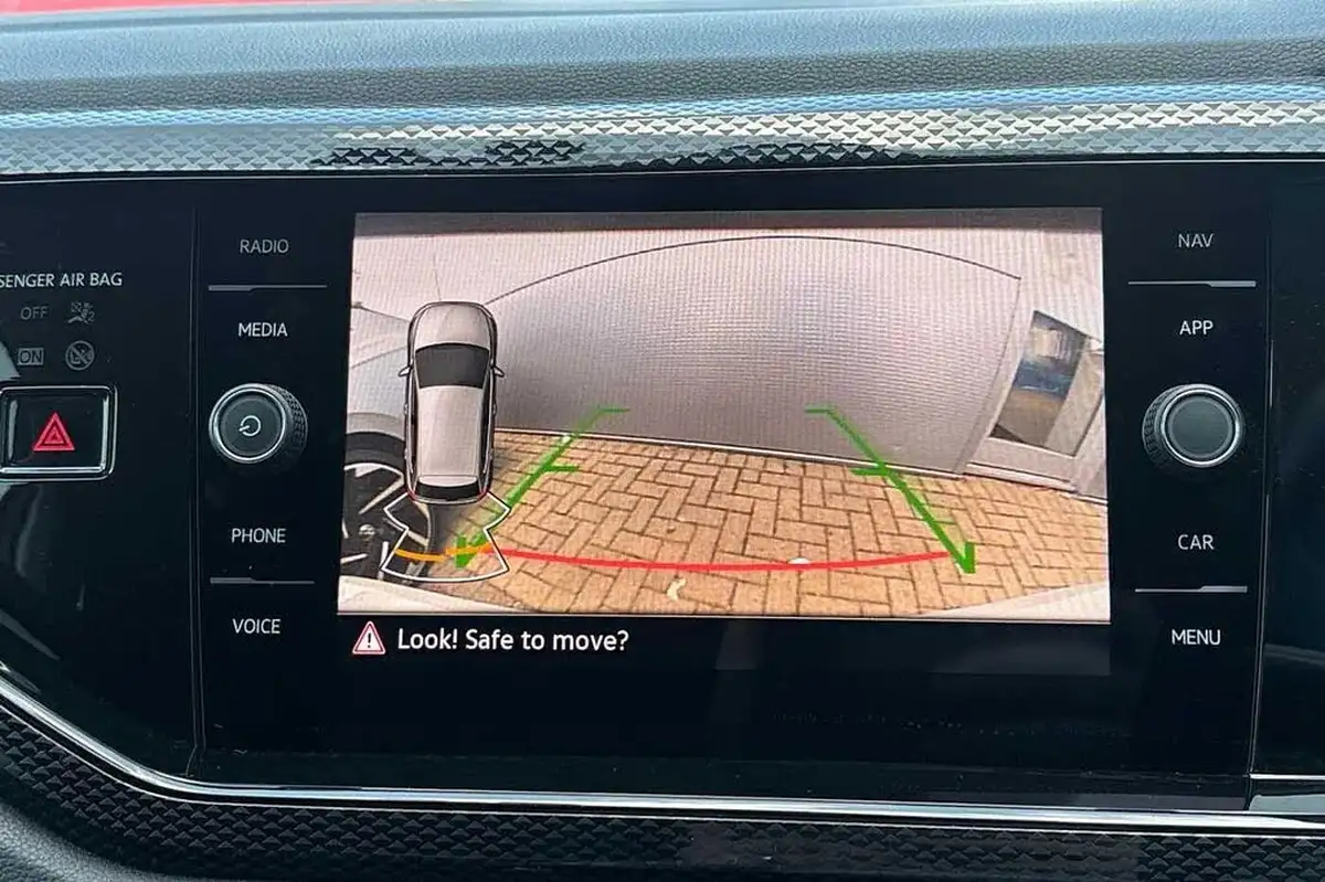 2024-volkswagen-polo-10-tsi-match-big-27