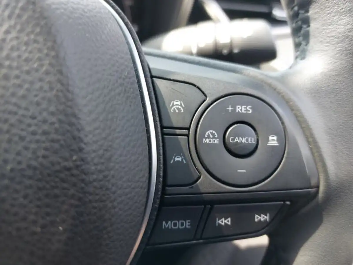 2023-suzuki-swace-18-motion-big-15