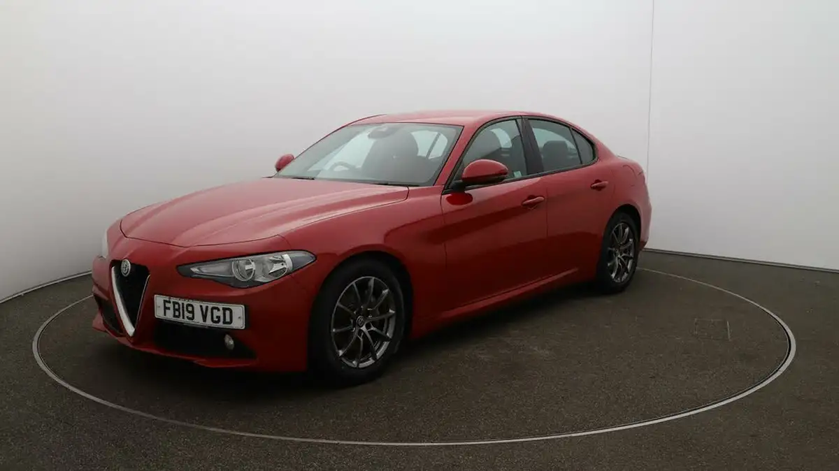 2019-alfa-romeo-giulia-22td-super-150bhp-big-67