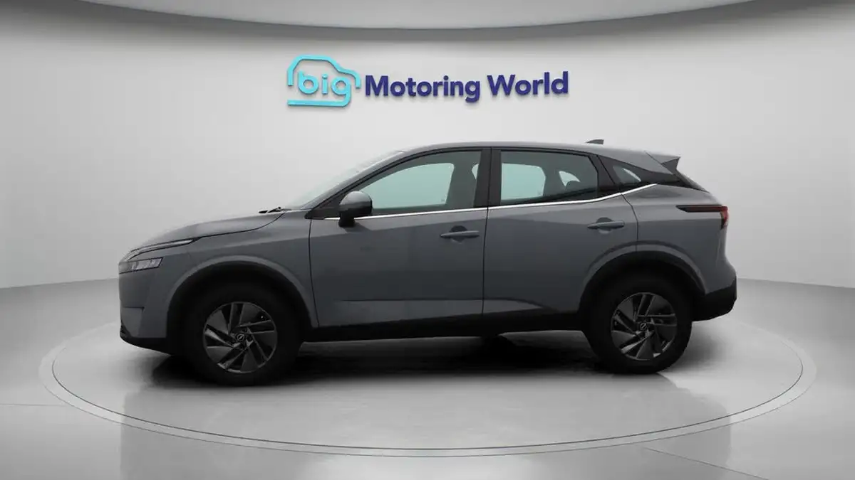 2023-nissan-qashqai-13-dig-t-acenta-premium-140ps-big-4