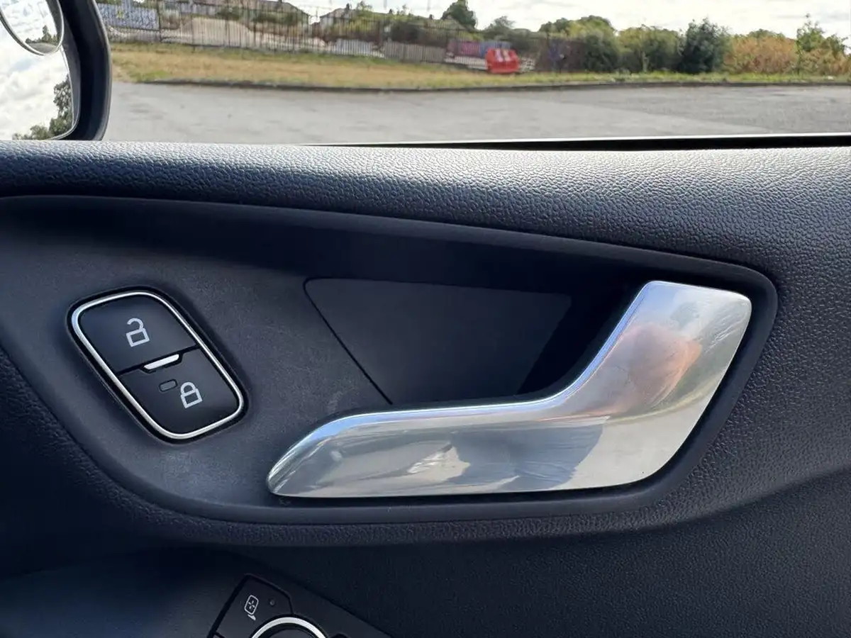 2021-ford-fiesta-10t-titanium-x-125ps-hybrid-mhev-big-47