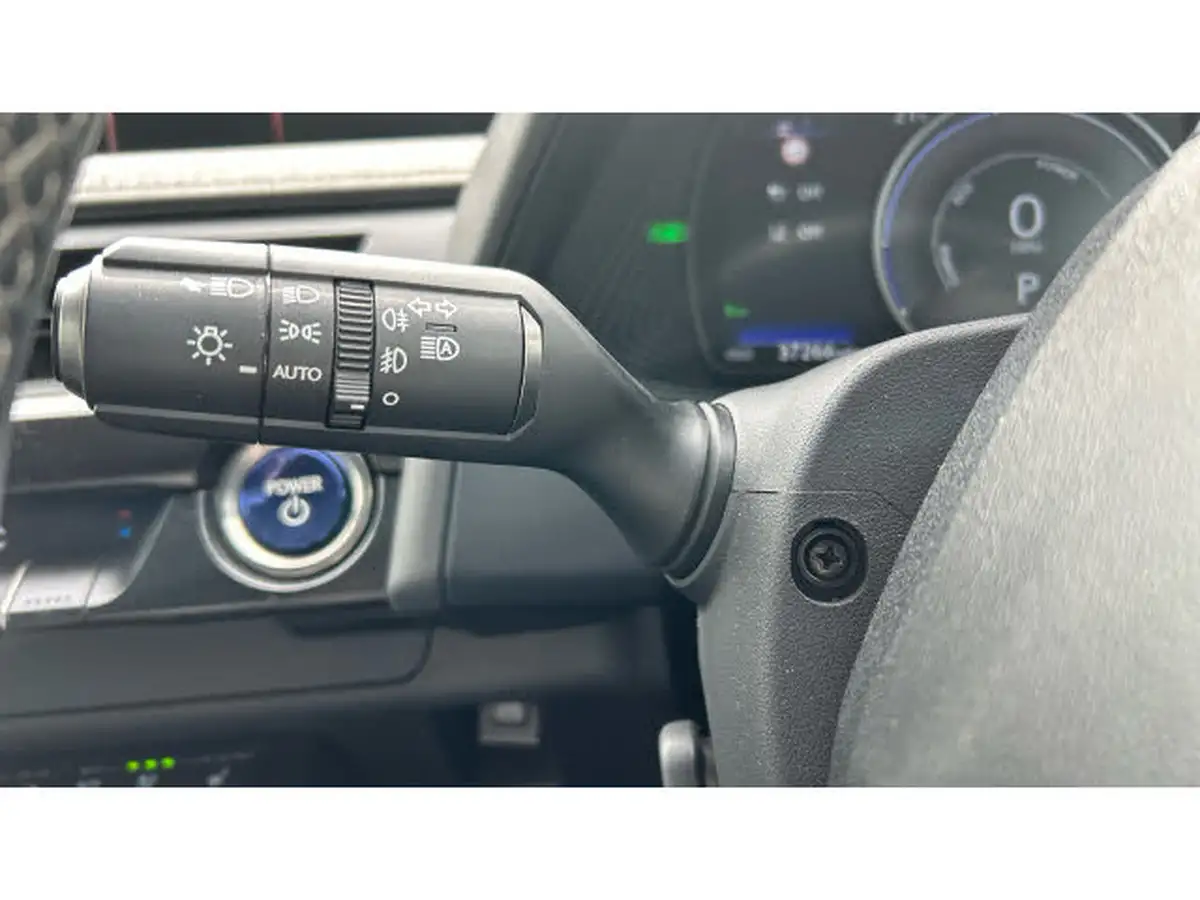 2022-lexus-ux-300e-e-ux-201bhp-big-19