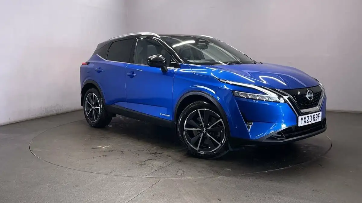 2023-nissan-qashqai-15-tekna-big-0