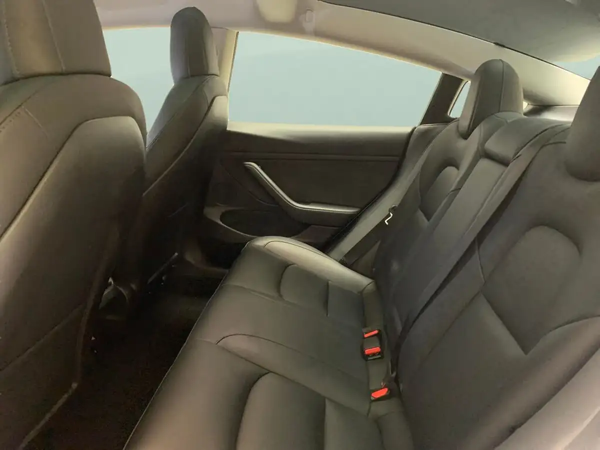 2021-tesla-model-3-e-long-range-4x4-big-37