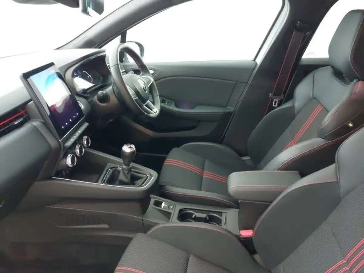 2021-renault-clio-10-tce-rs-line-90ps-big-4