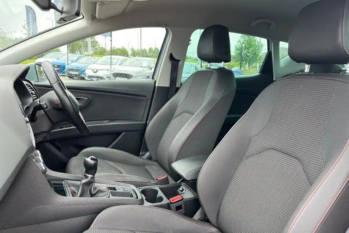 2018-seat-leon-14-tsi-fr-technology-hatchback-5d-big-18